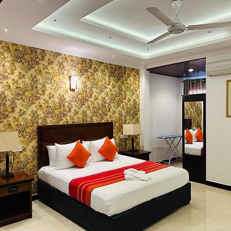 Hotel Ruwanara Royal Majestry Ambagahagedara Exterior foto
