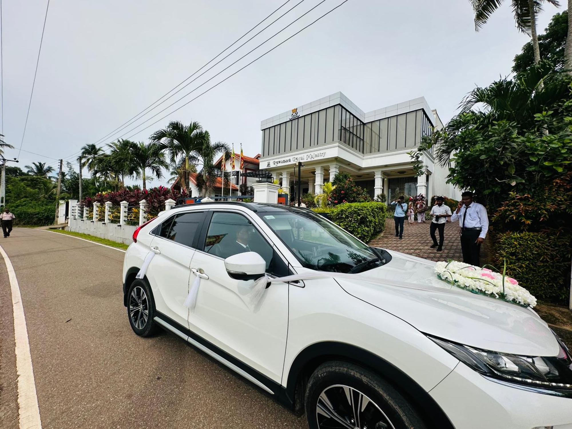 Hotel Ruwanara Royal Majestry Ambagahagedara Exterior foto